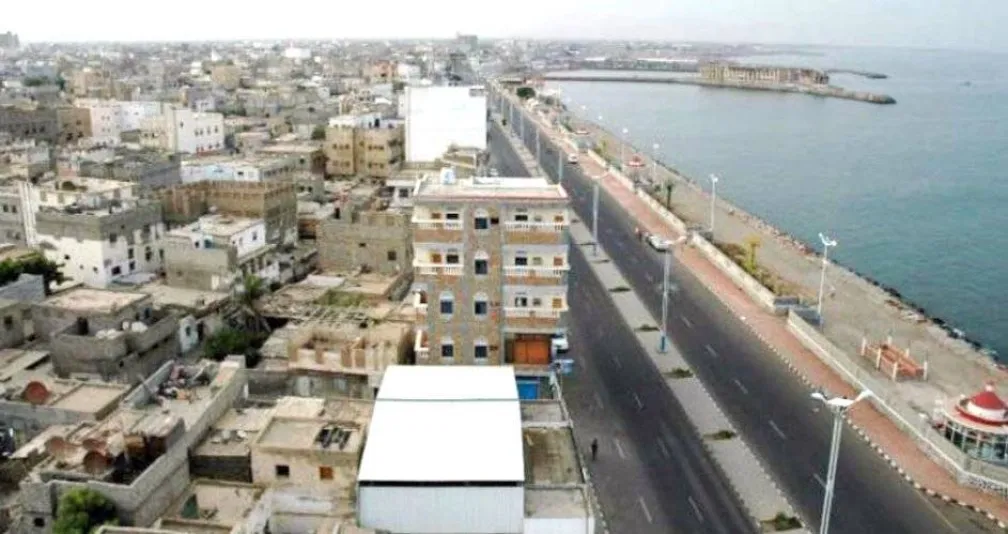 اليمن: سكان في الحديدة وإب يشكون انقطاع الكهرباء وزيادة التعريفة اليمن: سكان في الحديدة وإب يشكون انقطاع الكهرباء وزيادة التعريفة